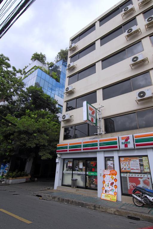 天空公寓 曼谷 外观 照片